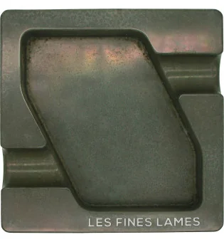 Cinzeiro Les Fines Lames Dyad em concreto verde